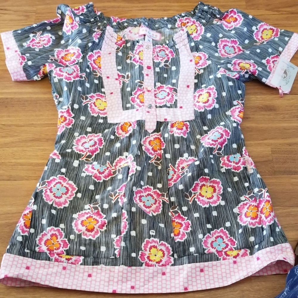 Brand New KOI Scrub Top Size X Small